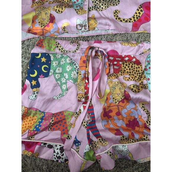 Karen Mabon A Leopard Never Changes Its Spots Short Pajamas - Small - Picture 5 of 6
